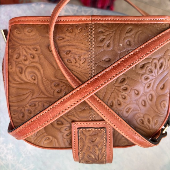 Vintage Embossed Brown Leather Bag Crossbody - Picture 2 of 3